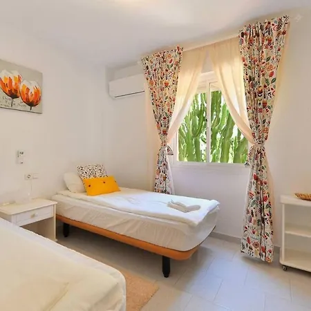 Stylish 2br Club Caronte, Costa Apartment *