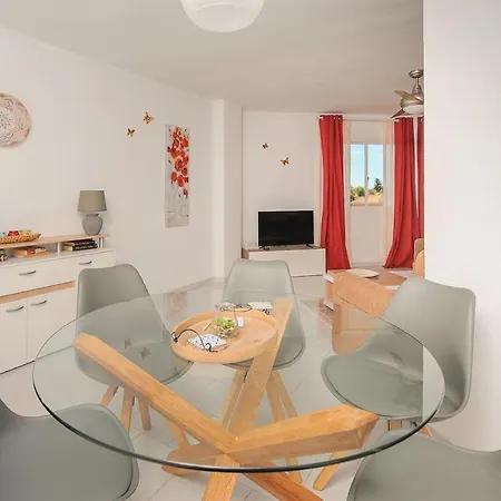 Stylish 2br Club Caronte, Costa Apartment
